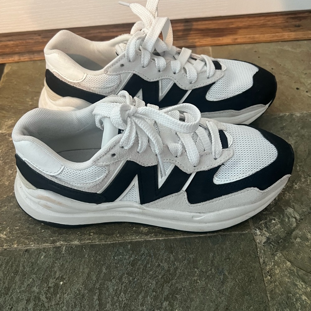 New Balance 57/40 White and Black Sneakers, Women’s Size 8